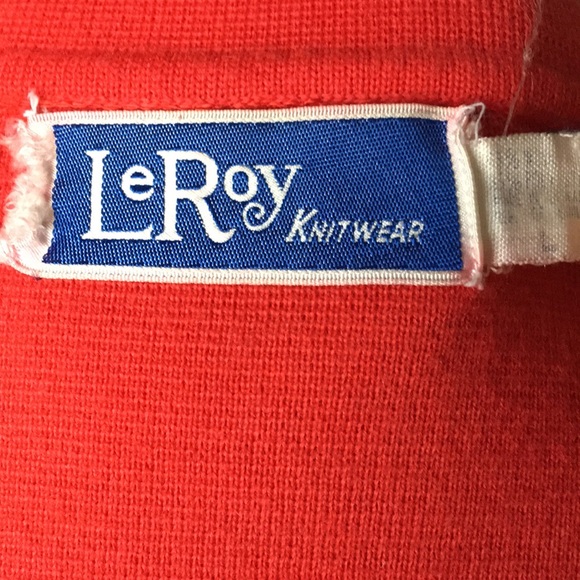 Vintage Red Blazer - Picture 8 of 8